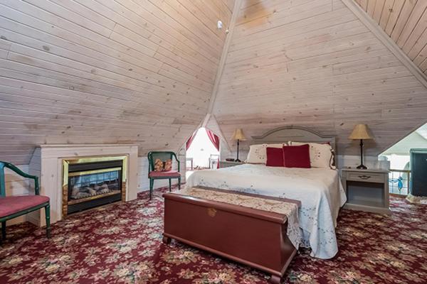 Kingsley House Bed & Breakfast - Full Home Fennville Eksteriør billede
