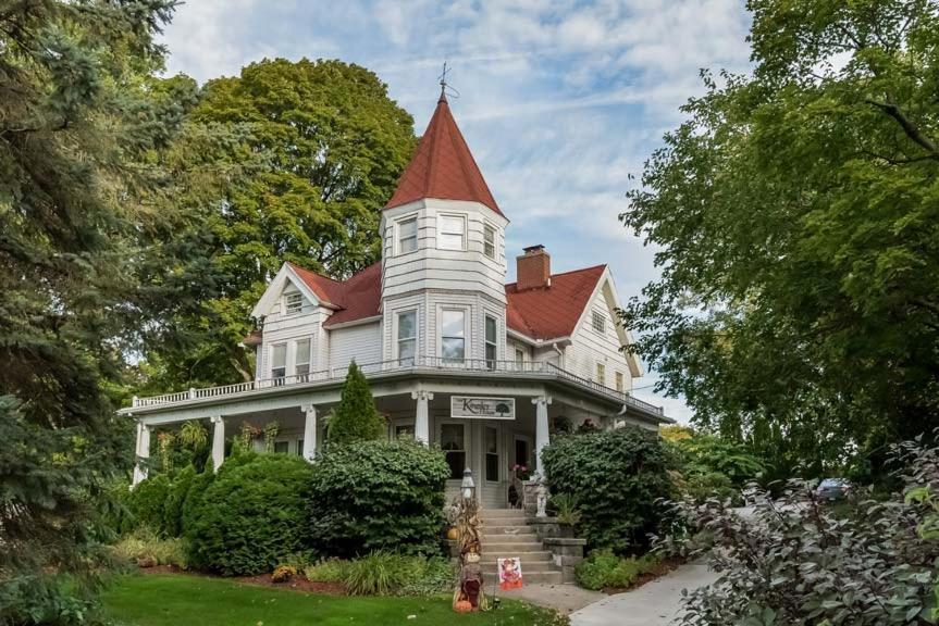Kingsley House Bed & Breakfast - Full Home Fennville Eksteriør billede